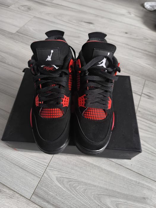 Buty Jordan 4 Red Thunder Nike rozmiar 42.5 27cm nowe