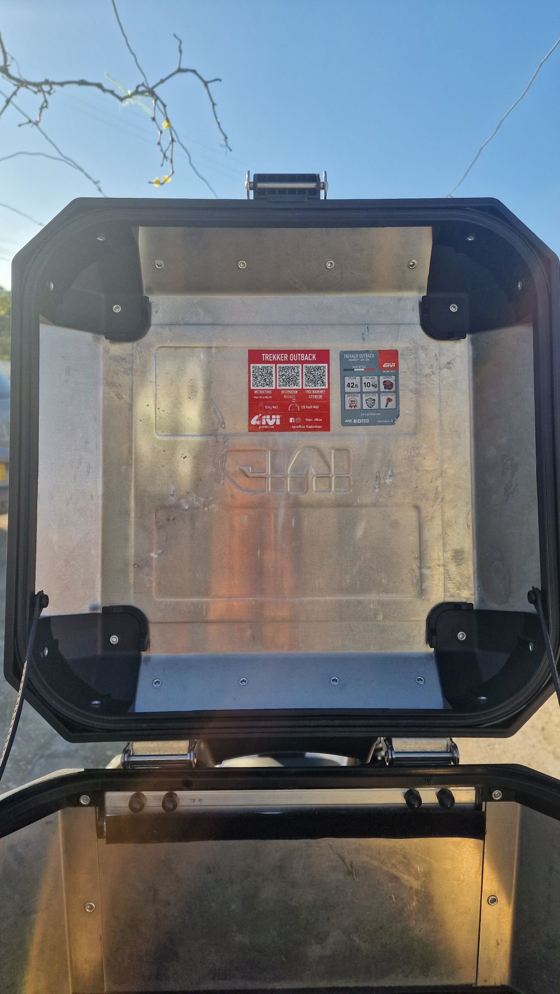 TP Givi trekker outback 42L +sra 5112