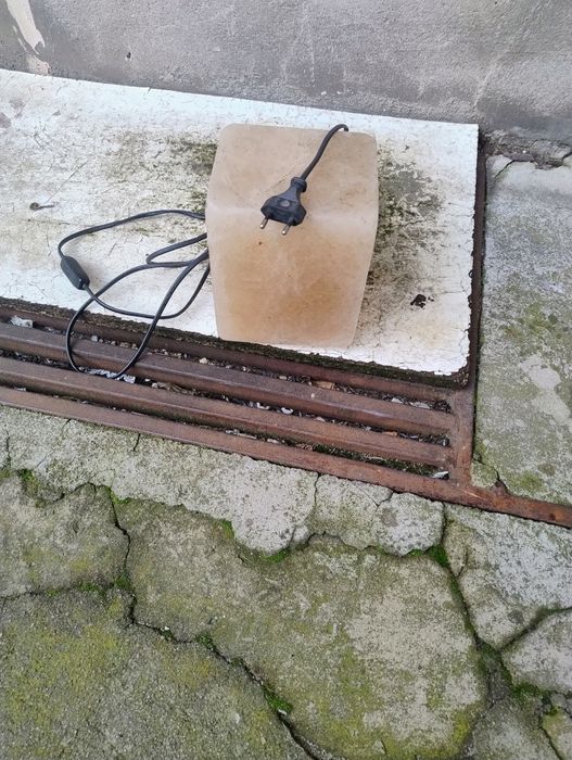 Sprzedam lampę solną