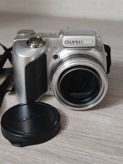 Цифрова камера Olympus SP-510UZ