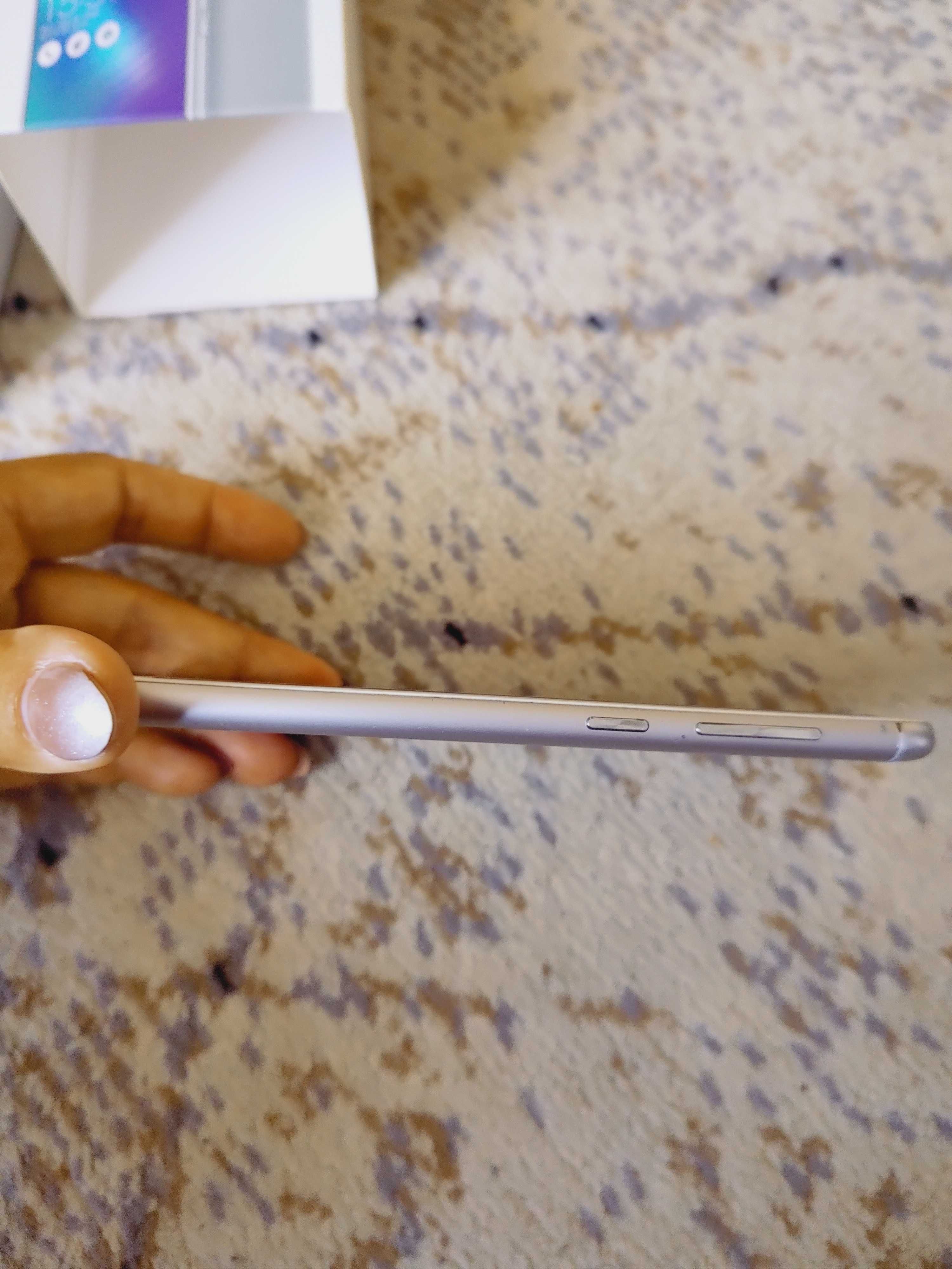 Asus telefon mało używany