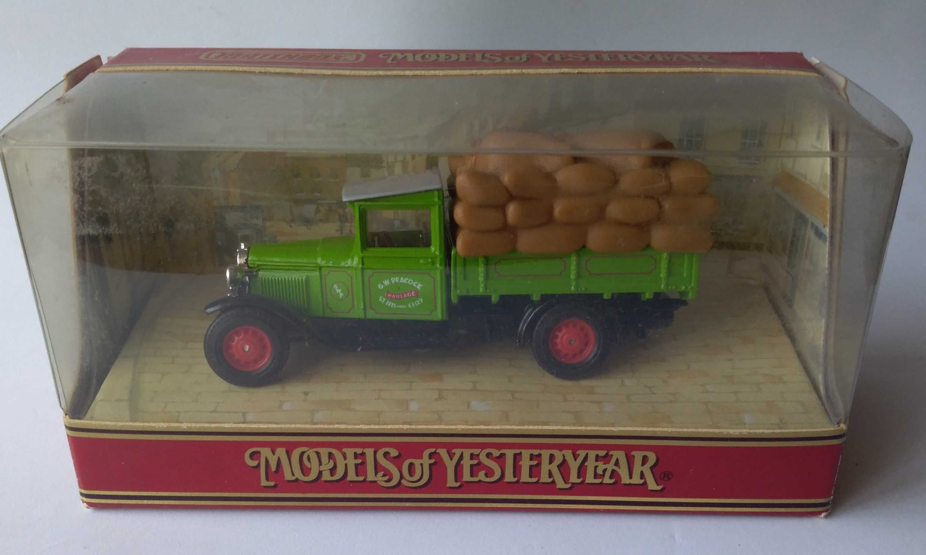 Ford Model A, half tone truck