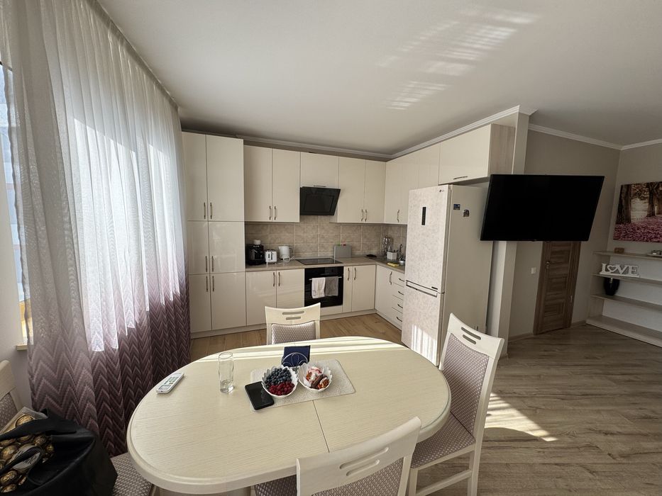 Оренда|10хв до ратуші|кухня студія