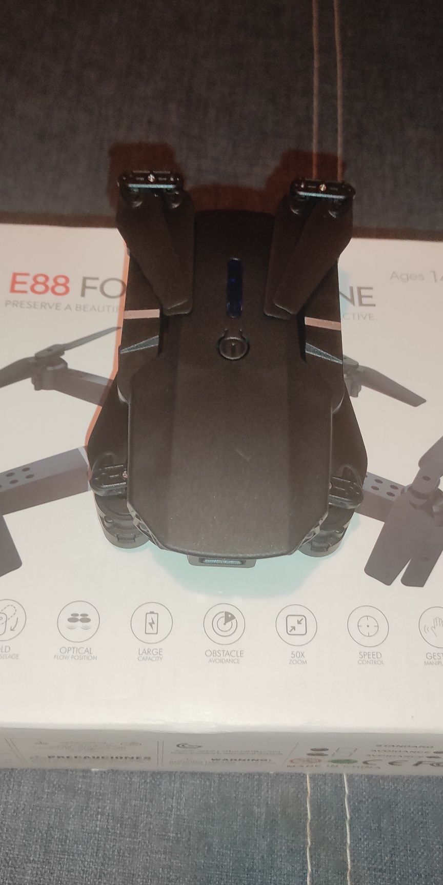 Dron e88 pro nowy