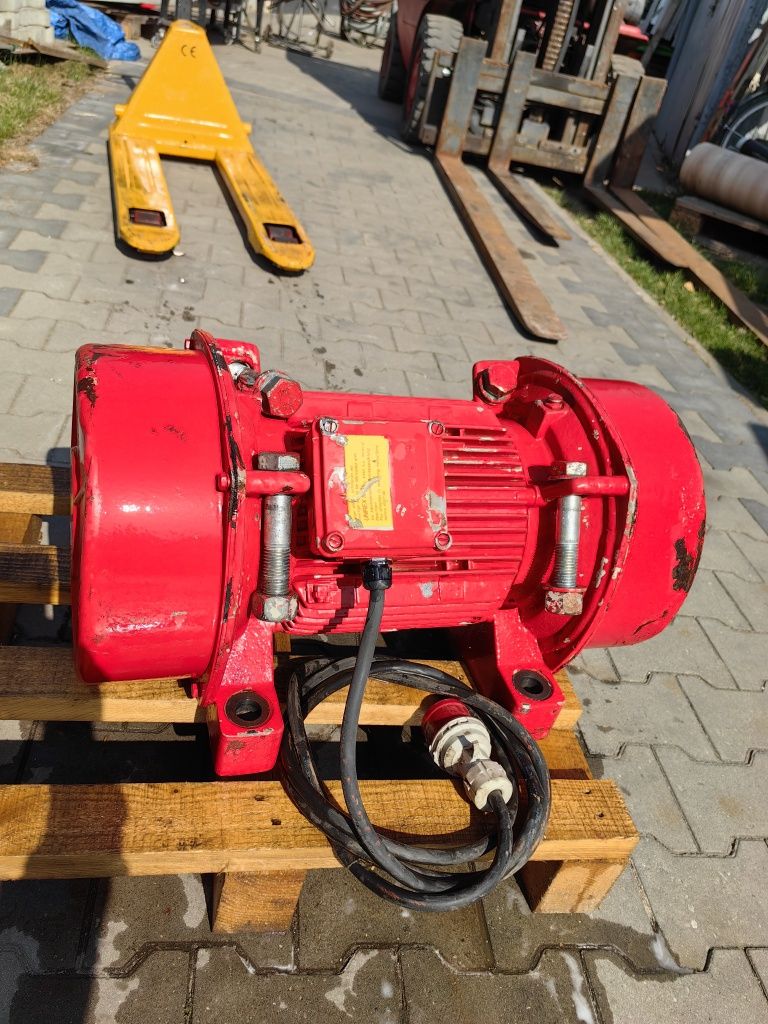 Silnik wibracyjny jv 206-700