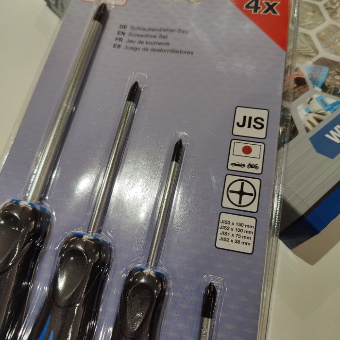 Conjunto de chave de fenda - Padrão JIS | 4 PCS - GERMANY