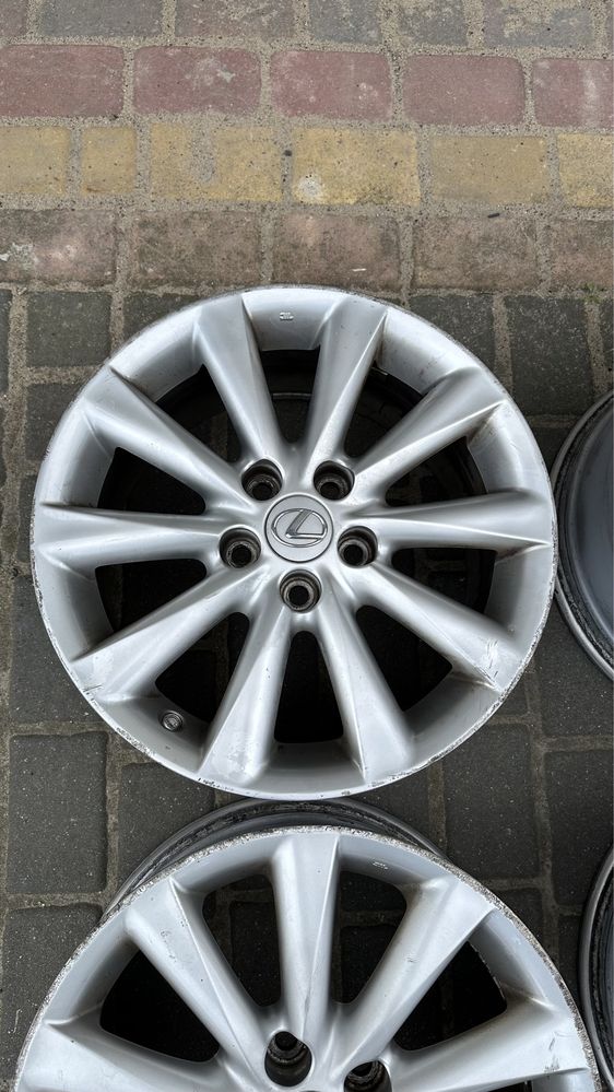 Felgi 5x114,3 lexus