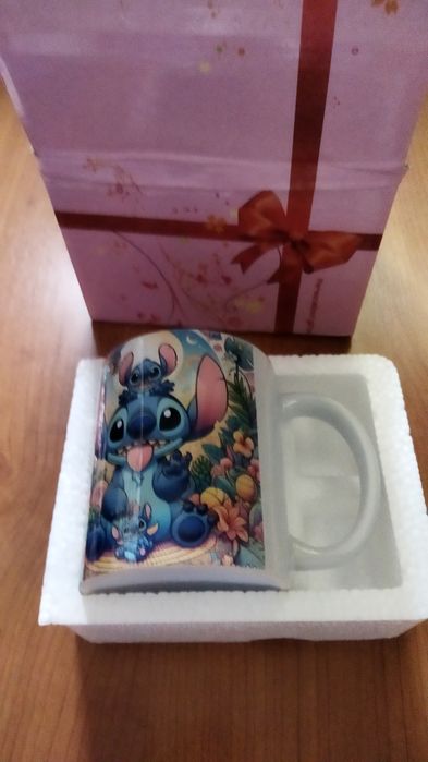 Variados , porta chaves dinausaros , futebol, stitch, pikachu novos