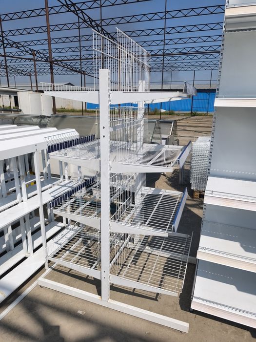 Торгівельне обладнання,стелажі металеві