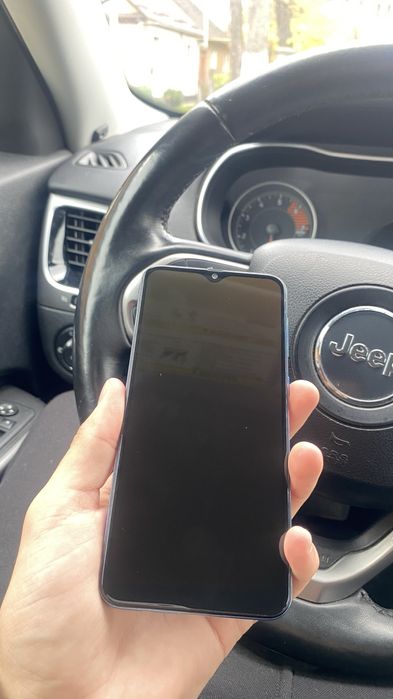 Samsung Galaxy A50 хорошому стані