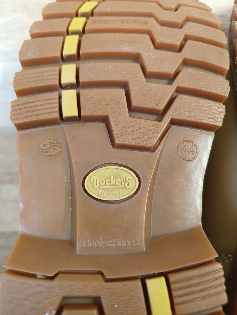 Buty Dockers jak nowe.
