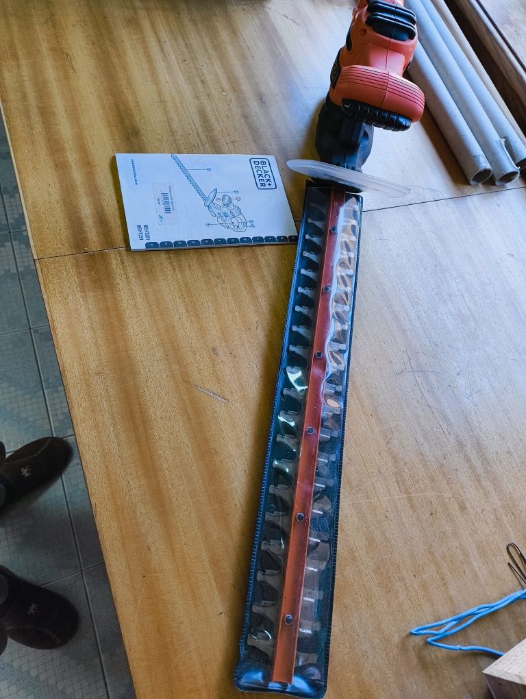Aparador Elétrico Black & Decker