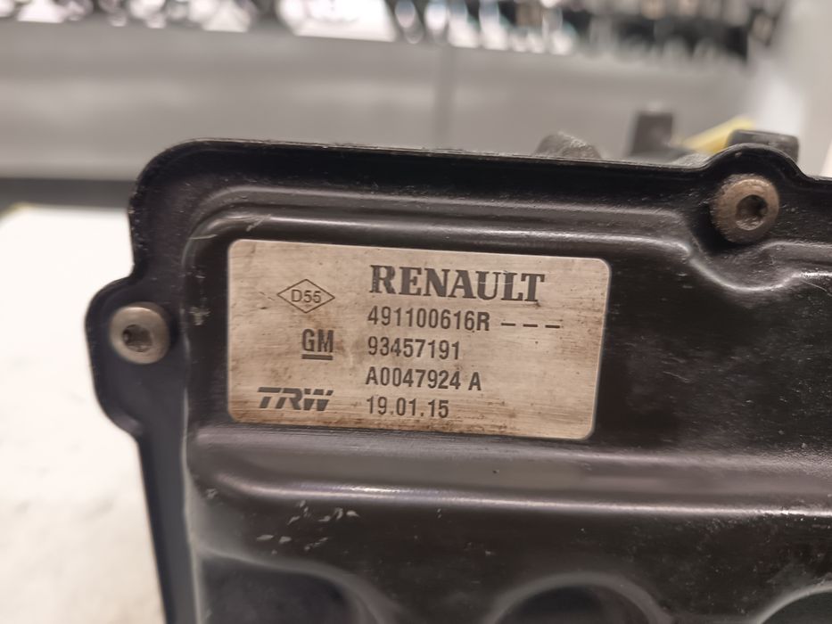 Bomba direção Renault Trafic III 1.6 DCI