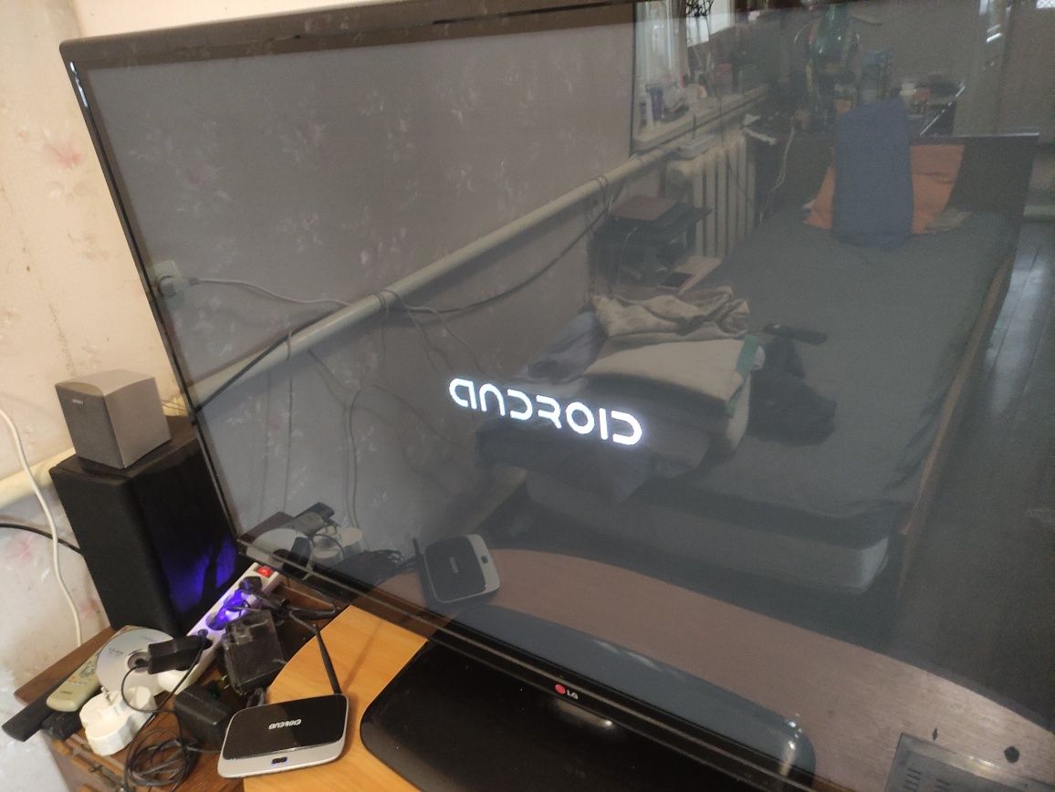 ТВ приставка ,Android 311b.octa core smart box.