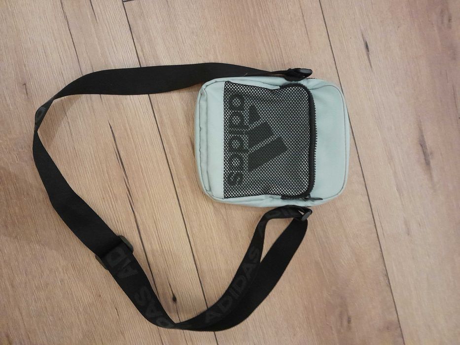 Saszetka podróżno-codzienna  Adidas miętowa