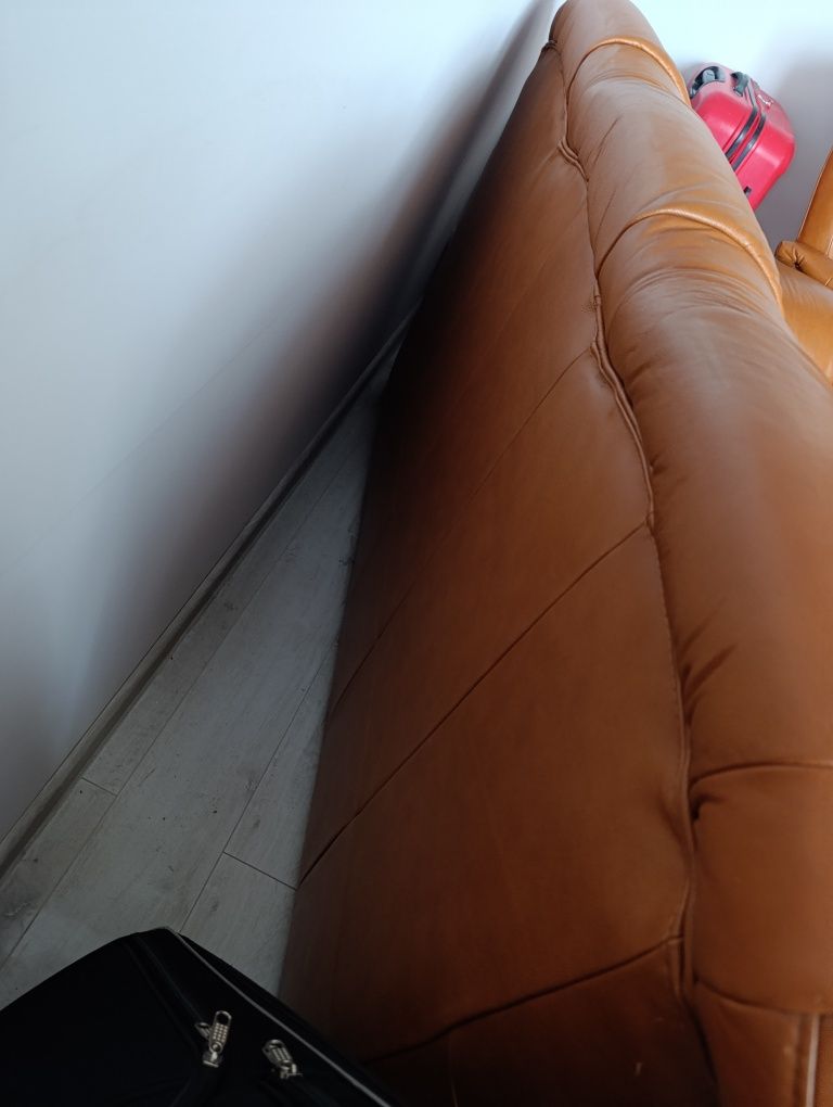 Komplet mebli skórzanych kanapa + 2 fotele