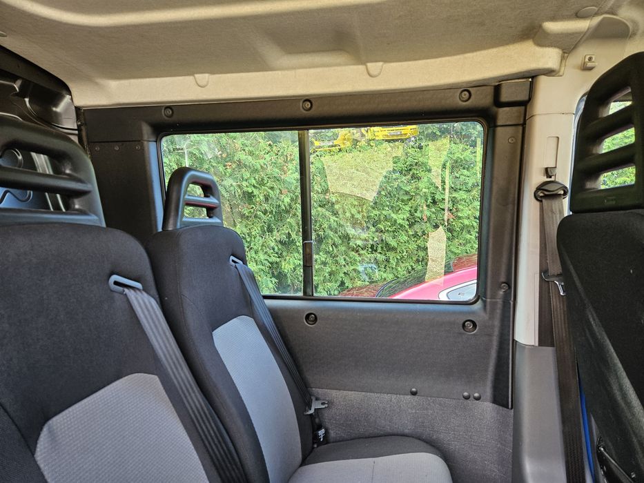 Iveco Daily Lawka dubel kanapa wnetrze szyby stopien drzwi lampa dwojk