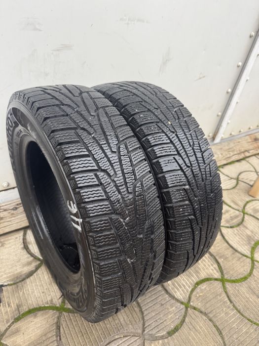 Продам пару зимових шин kumho 175/70r14