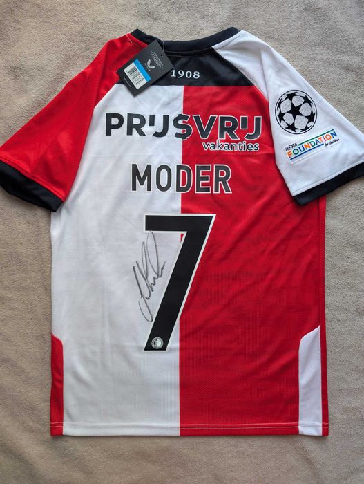 Koszulka Feyenoord 24/25 JAKUB MODER z autografem