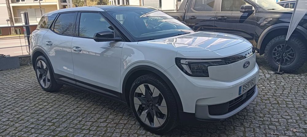 Ford Explorer 77 kWh Premium
