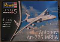 Antonov AN-225 Mrija 1:144 Revell kit modelismo