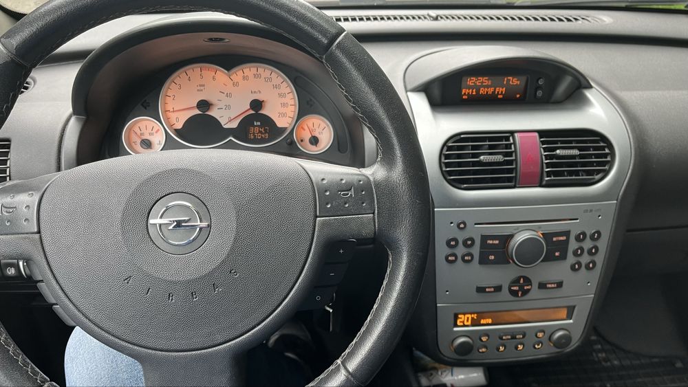 Opel Corsa C 1.3CDTI - pompa do regeneracji