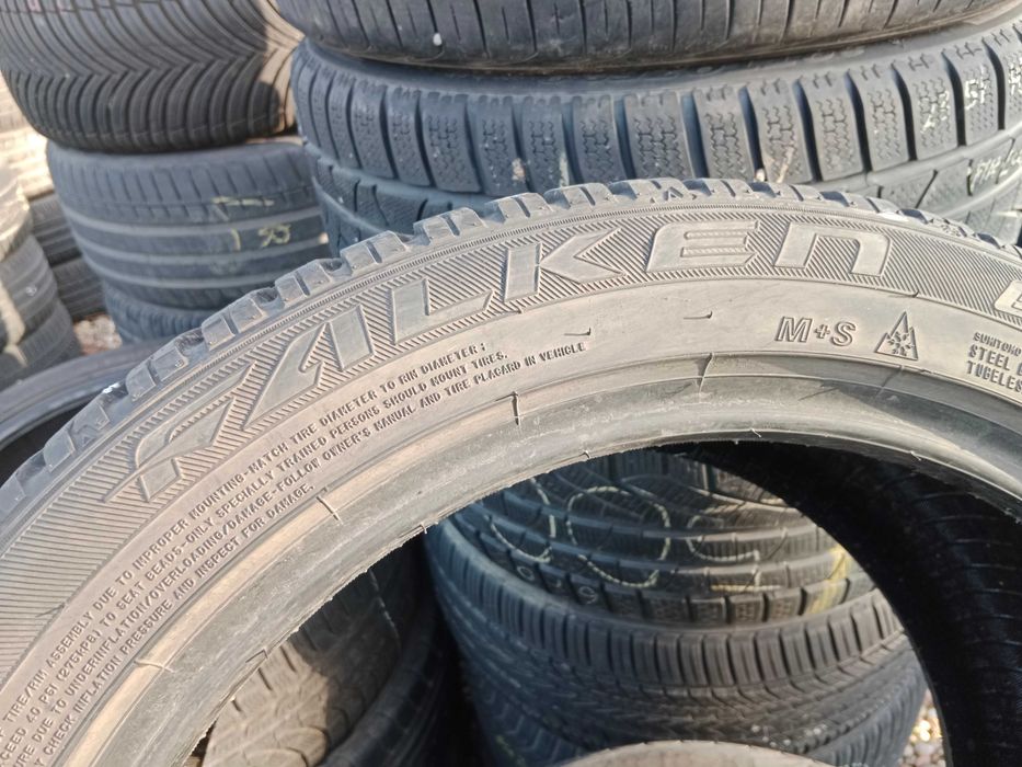 Opona używana 245/45R18 Falken Eurowinter HS01 1szt.