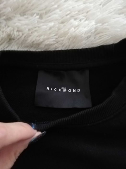 bluza John Richmond s 36 czarna napis w cekiny
