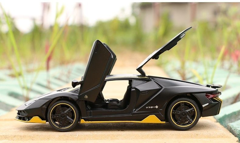 Модель автомобіля Lamborghini LP770 1:32