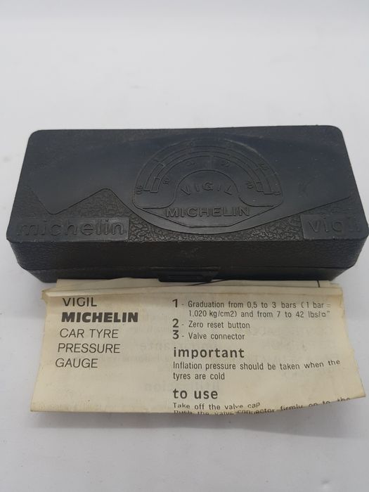 Michelin car tyre pressure gauge