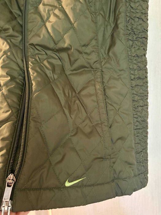 Жіноча жилетка Nike Silver Tag