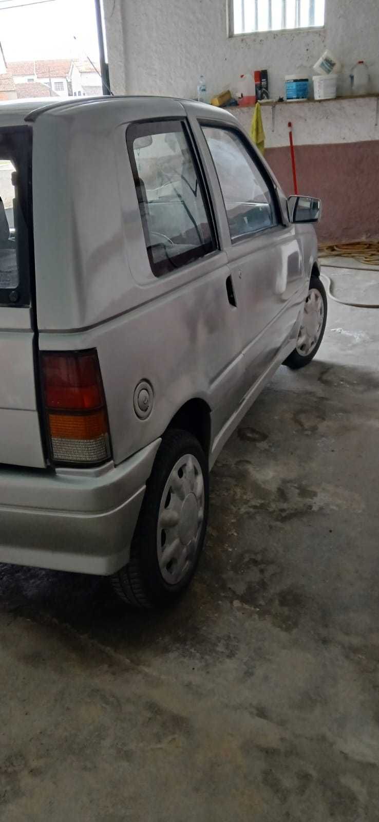 Vende-se Quadriciculo/Motivo Doença Em Bom Estado