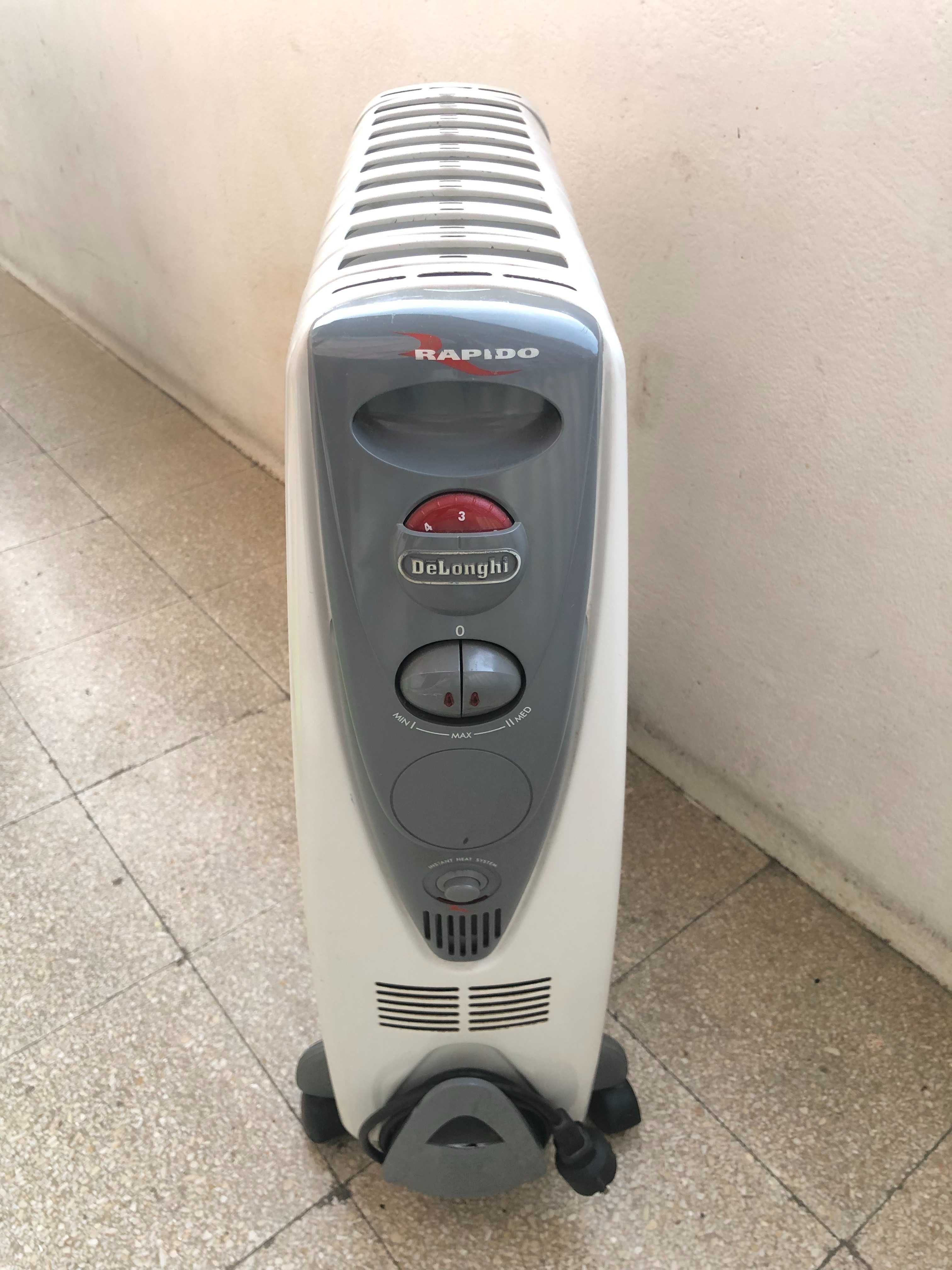 Aquecedor a Óleo Delonghi Rapido