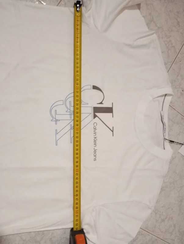 T-shirt branca Calvin Klein jeans
