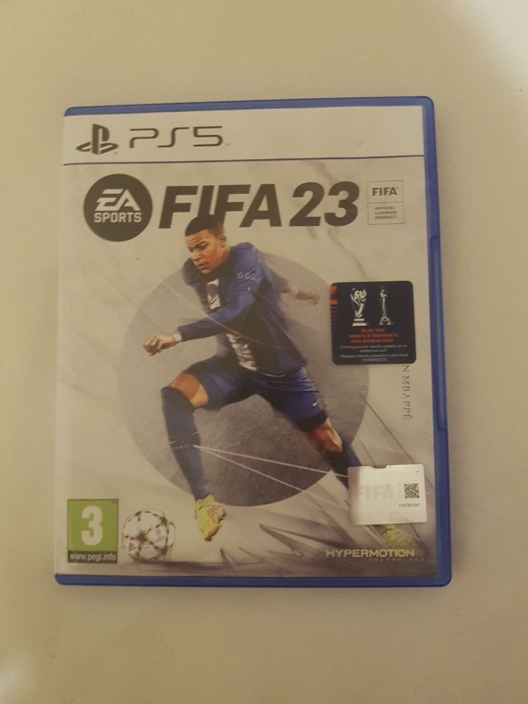 Игравой диск на PS5 FIFA 23 в отличном состоянии