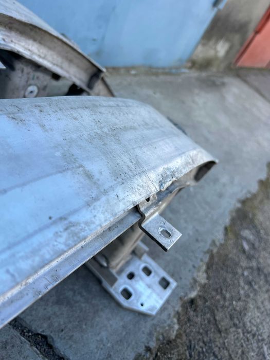 audi a8 4n підсилювач бампера передній наявність