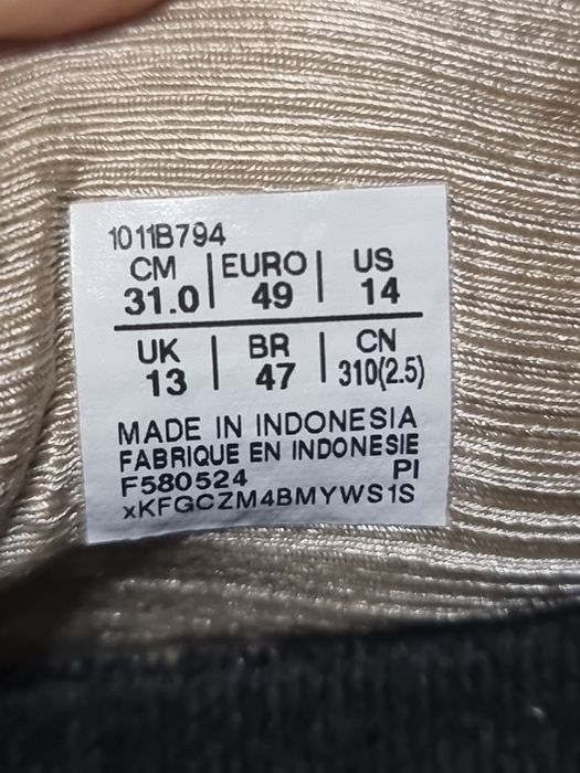 Оригінал 100% чоловічі кросівки asics nimbus 26   eur 49