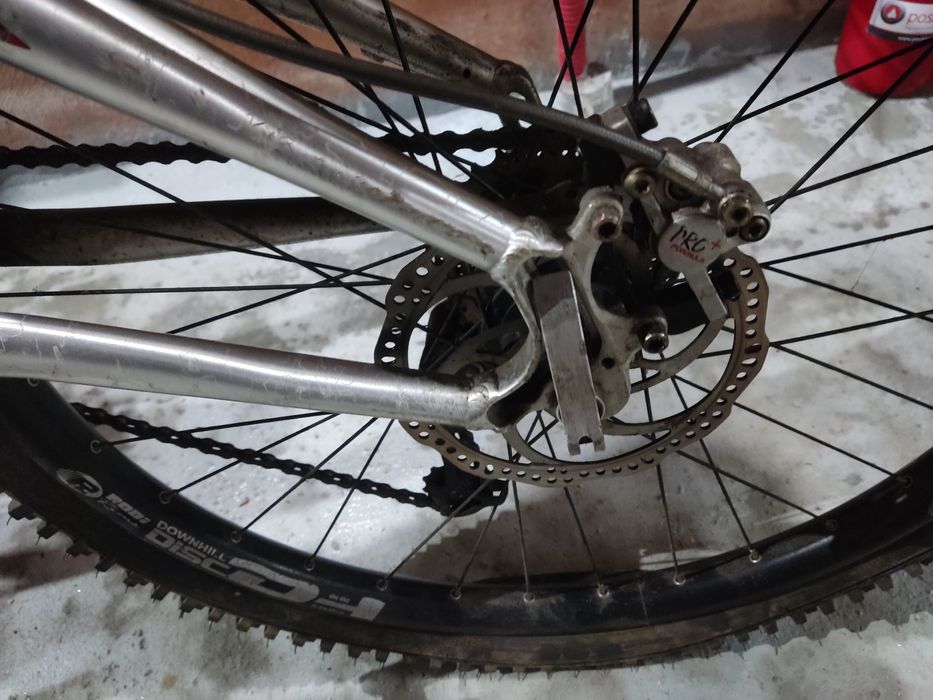 Bicicleta  BTT downhill