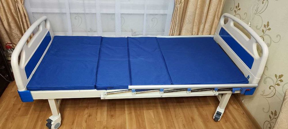 Медичне ліжко 4 секційне MED1-C09 для лікарні, клініки, дому