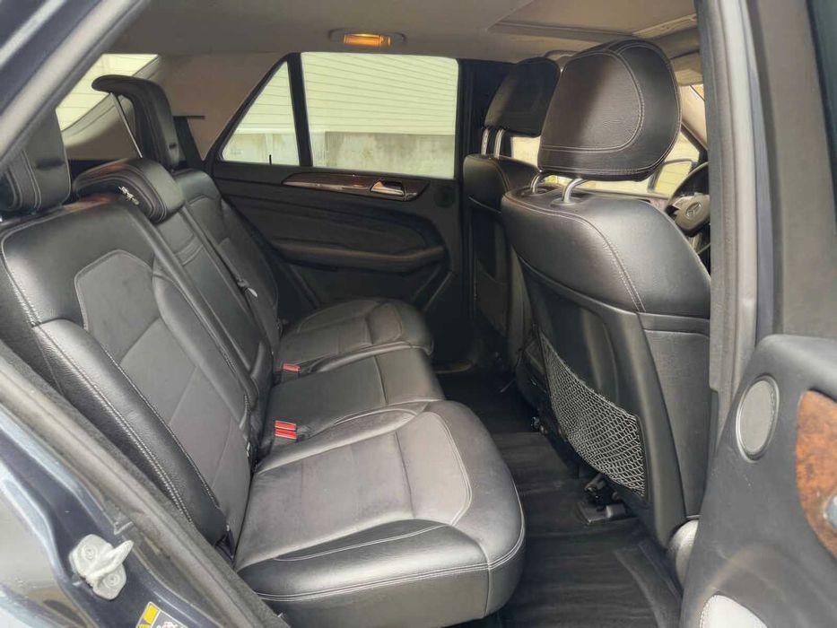 Mercedes-Benz M-Class ML 350 4MATIC      2013