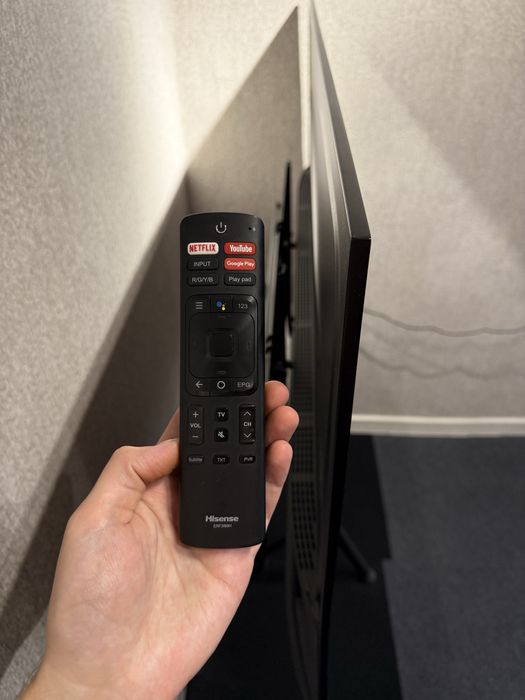 Hisense 55B7700UW