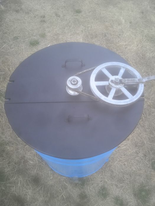 Extrator de mel antigo