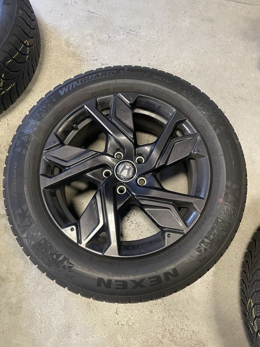 Opony felgi 18 Honda CRV zimowe czarne