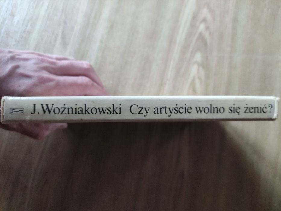 Czy artyście wolno się żenić - Jacek Woźniakowski