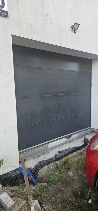 Brama segmentowa  w kolorze antracyt 2m x 3m garażowa