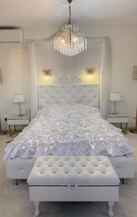 Baldachim biały sypialnia