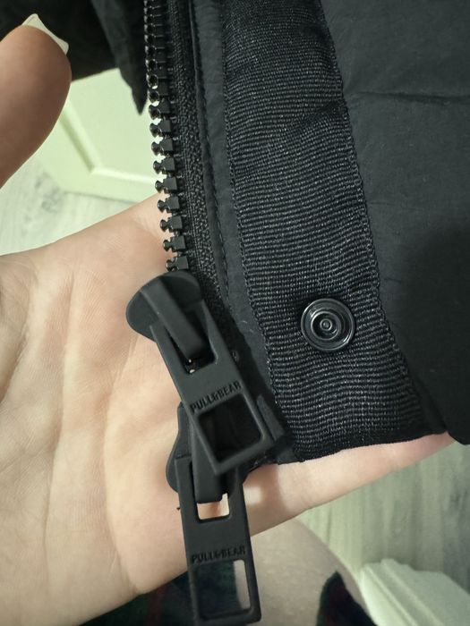 Зимова куртка pull&bear жіноча