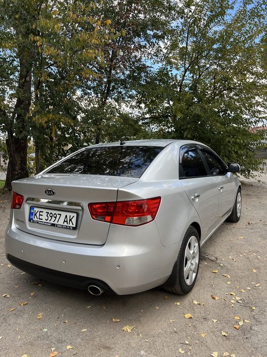 Kia Cerato 2012 2.0 автомат