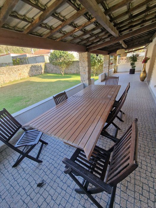 Mesa enorme para restauro