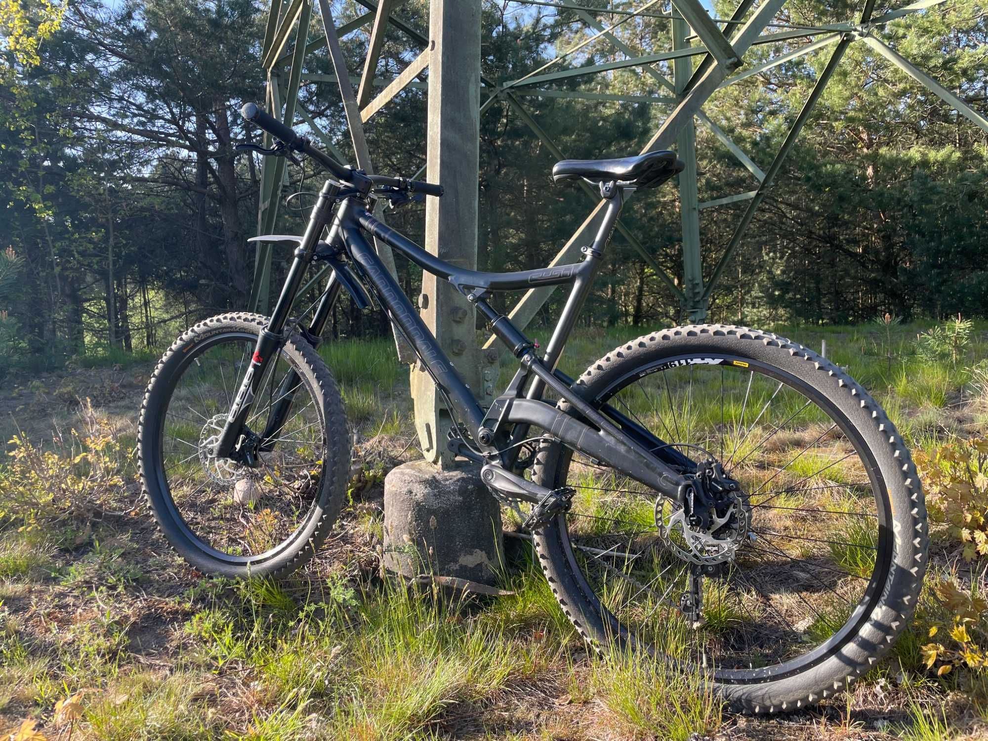 Cannondale Rush Full Enduro Trail Hydraulika Marzocchi Manitou PRO